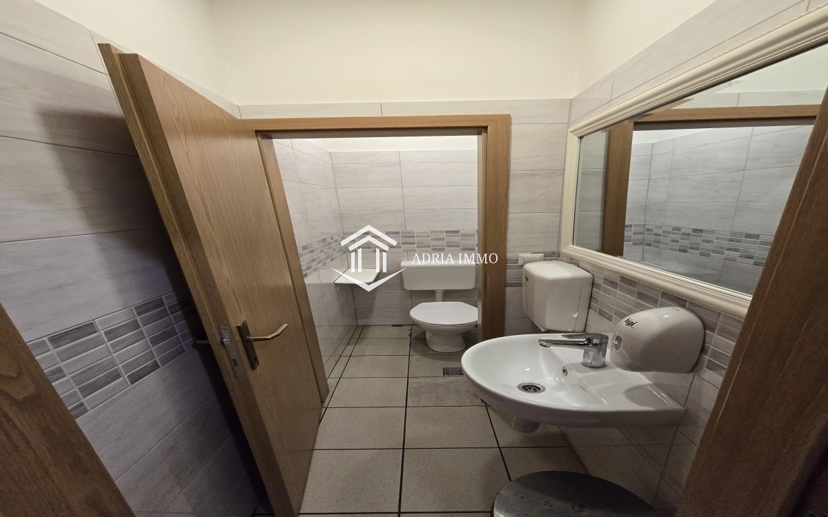 Adresa nije dostupna, ,Poslovni prostor,Najam,1032