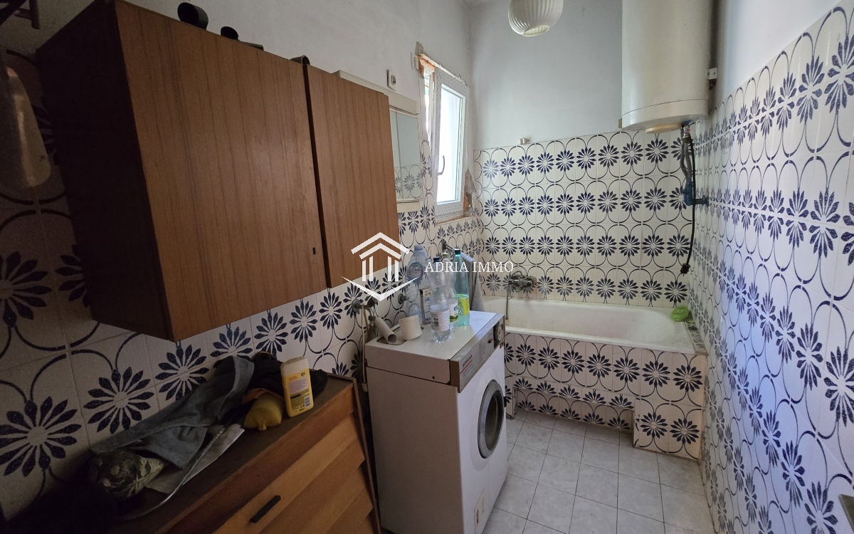 Rogotinska ulica, Ploce, Dubrovačko-neretvanska županija 20340, 6 Prostorije Prostorije,1 KupatiloBathrooms,Stan,Prodaja,Rogotinska ulica,4,1049