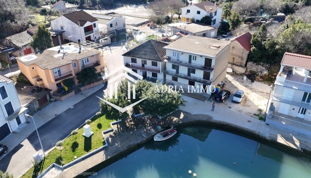 Ploče, Dubrovačko-neretvanska županija 20340, ,Kuća,Prodaja,1068